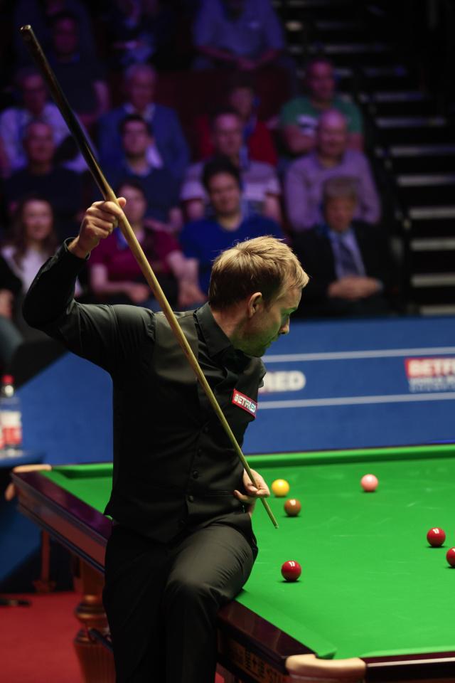 而中国队则 而中国队则