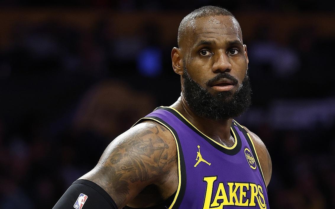 在家中寻找 在家中寻找