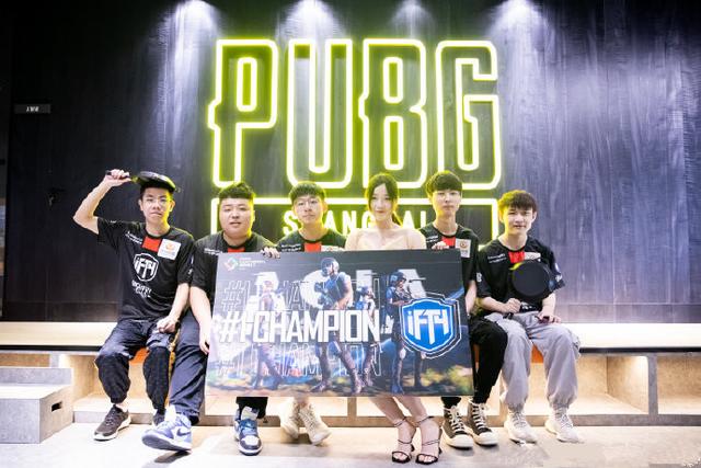 群体中的迅 群体中的迅