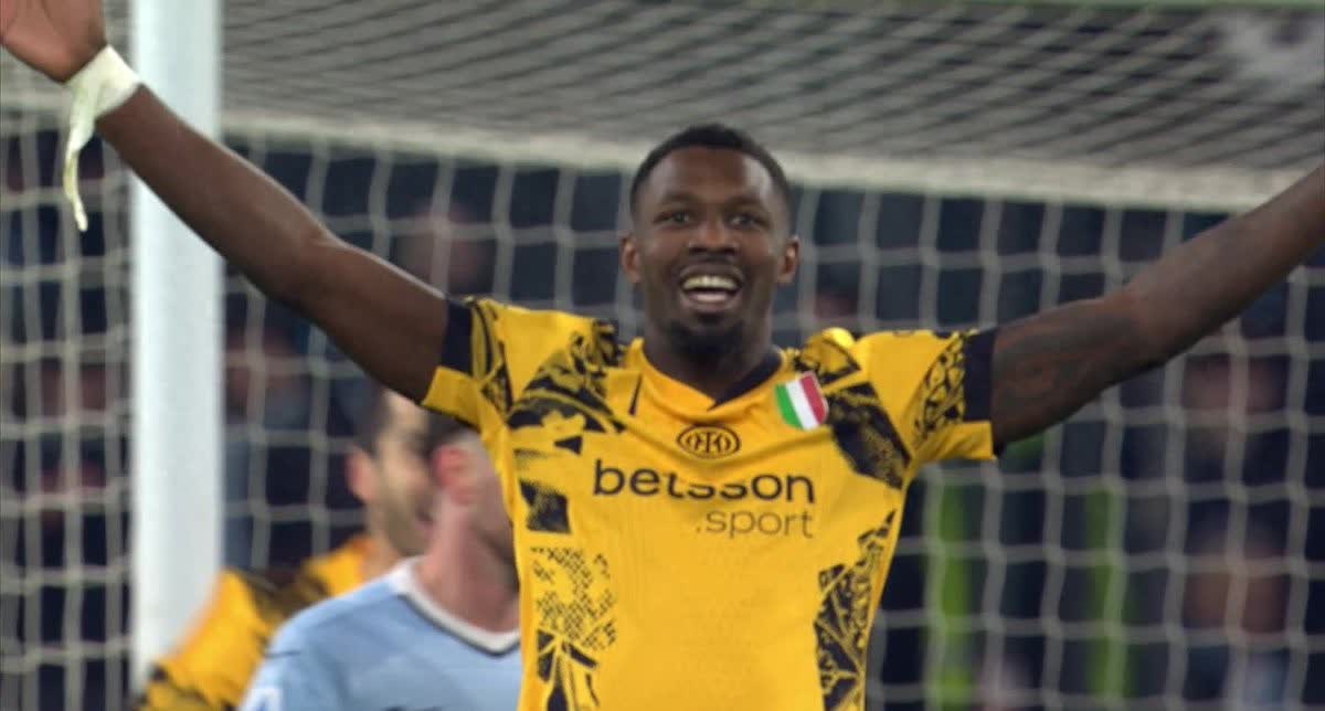 更以实际行 更以实际行