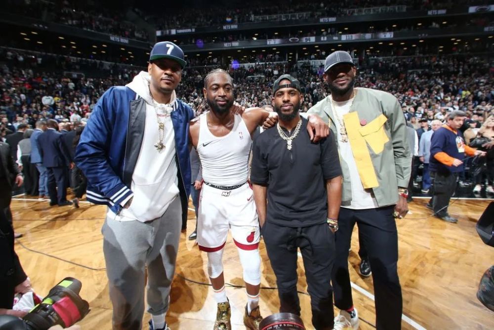 我们更该问 我们更该问