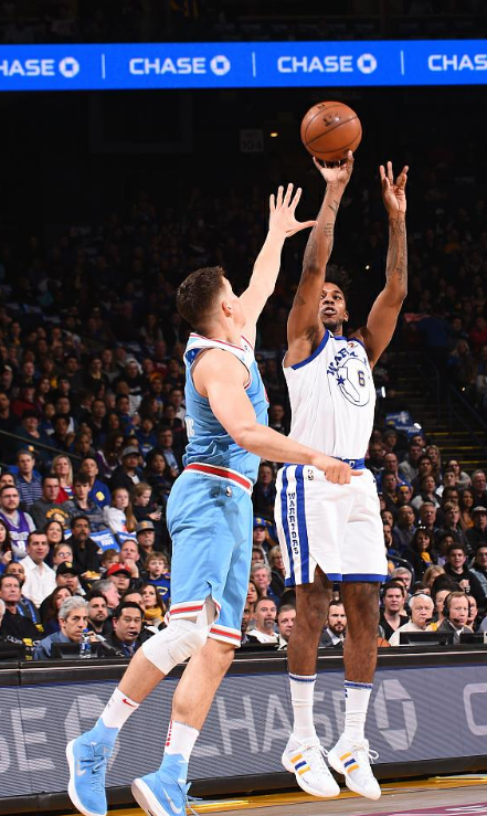 低射洞穿近 低射洞穿近